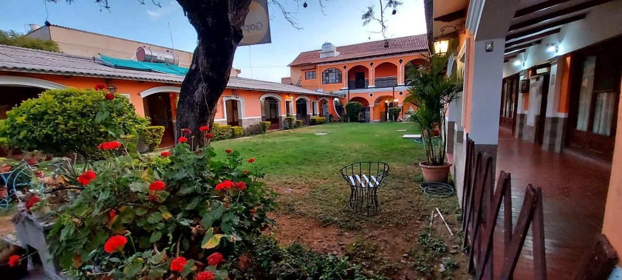 Naupa House Hostel Cochabamba Esterno foto