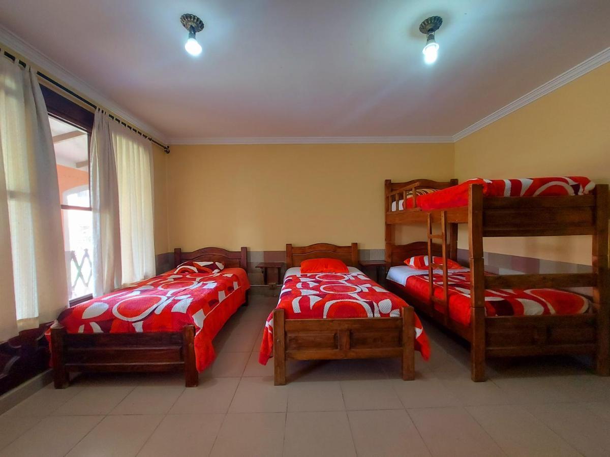 Naupa House Hostel Cochabamba Esterno foto