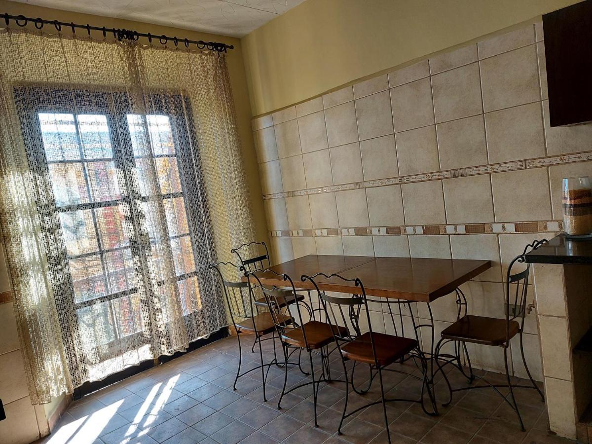 Naupa House Hostel Cochabamba Esterno foto