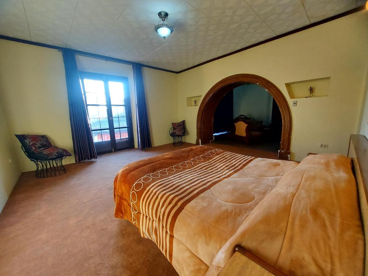 Naupa House Hostel Cochabamba Esterno foto