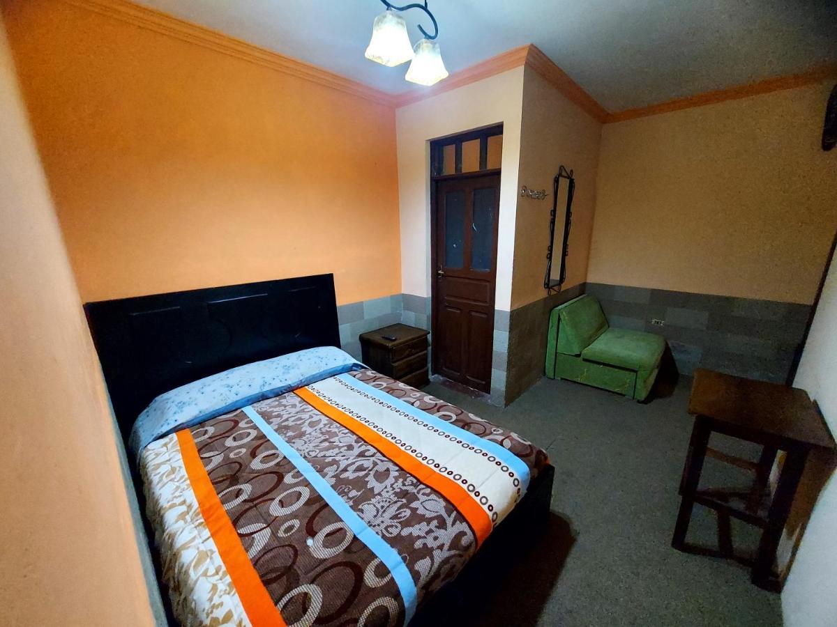 Naupa House Hostel Cochabamba Esterno foto